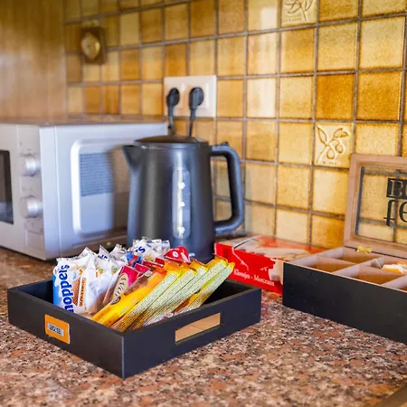 Good Connection Airport &